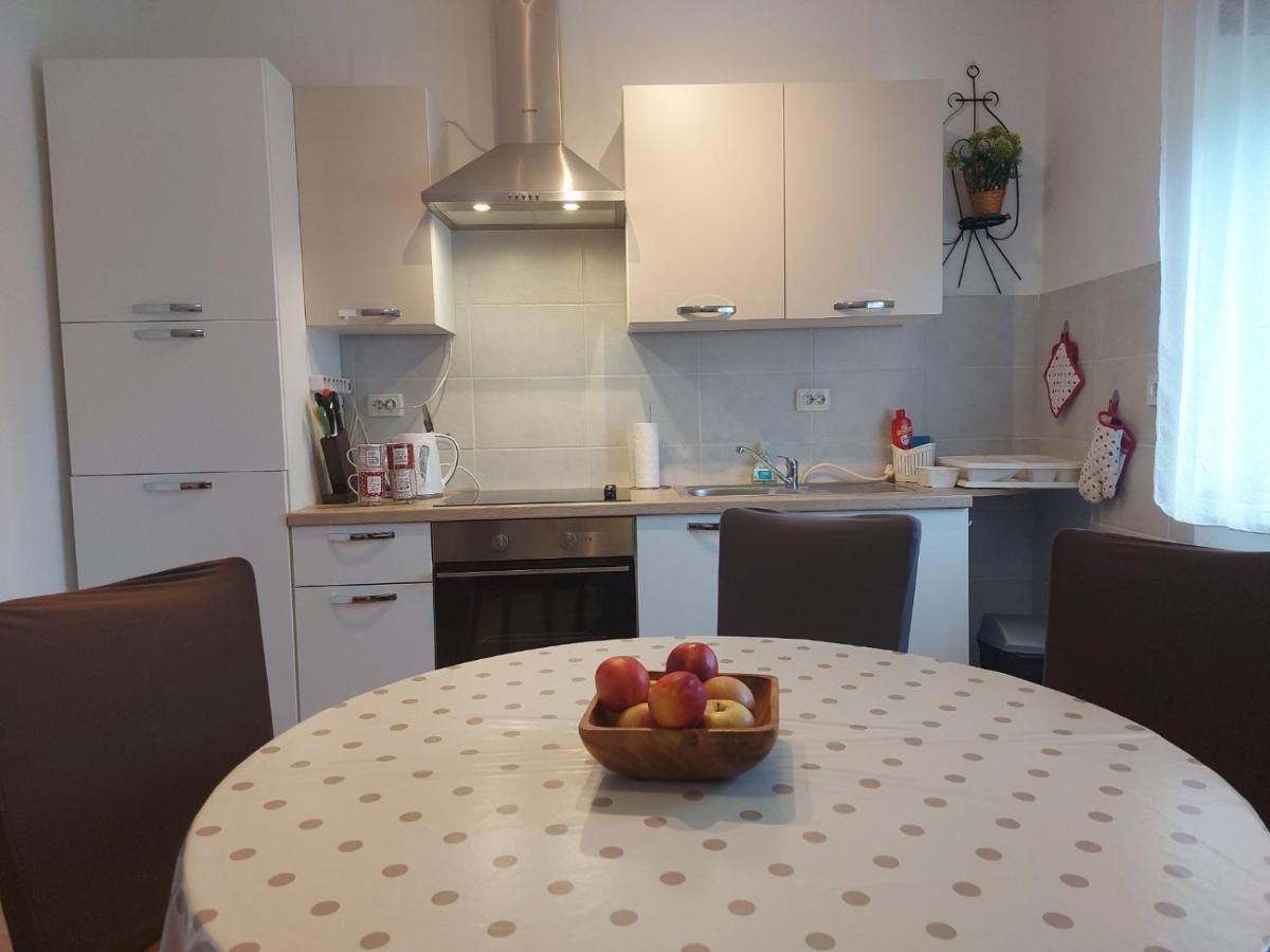 Apartman Skender 3* Ravna Gora Exterior photo