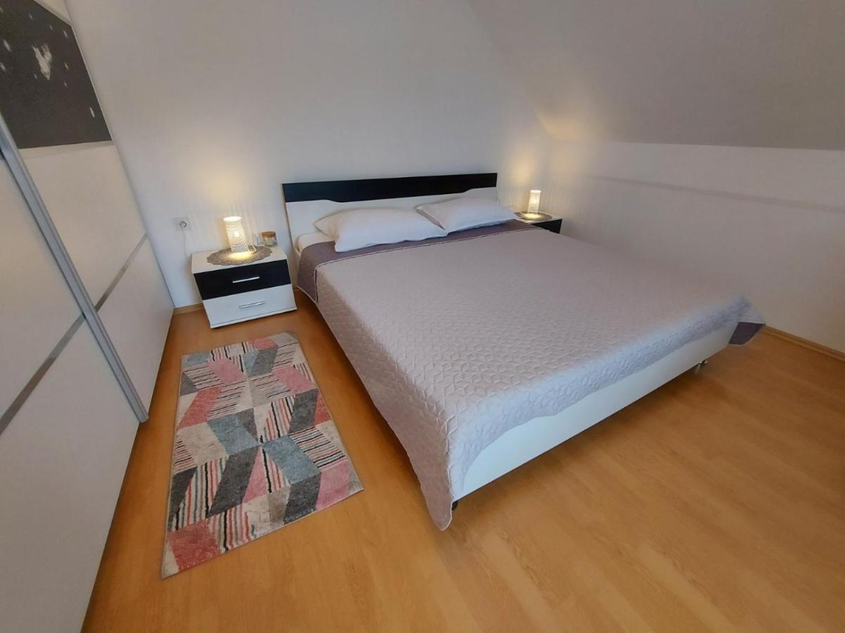 Apartman Skender 3* Ravna Gora Exterior photo